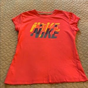 Nike tee - girls